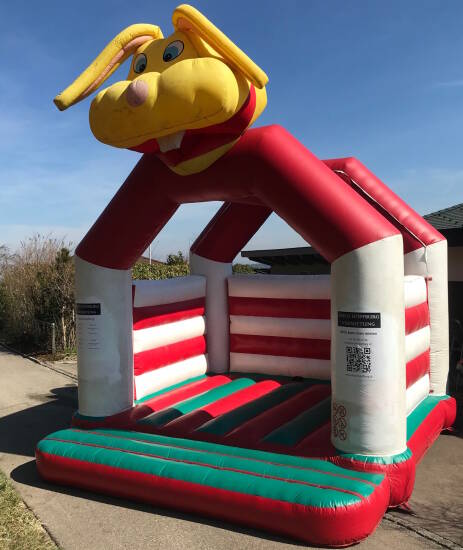 Hasen Hüpfburg